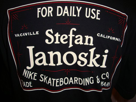 Janoski logo shop