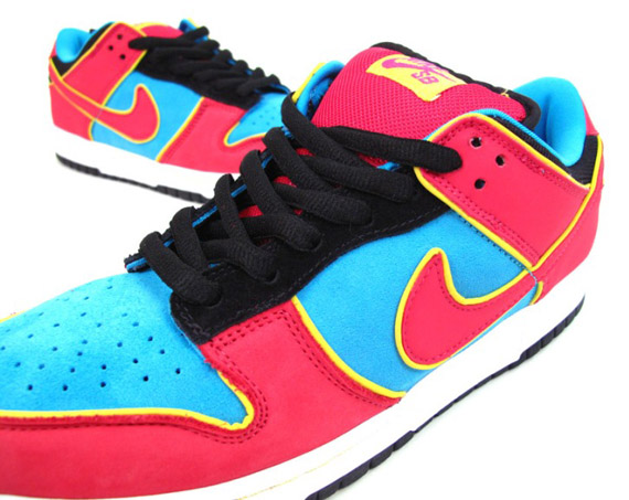 mr pacman nike sb