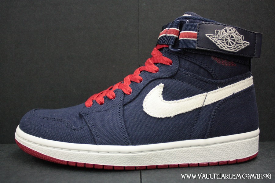 Air Jordan 1 Hi Strap Premier - Midnight Navy / Varsity Red - Sail