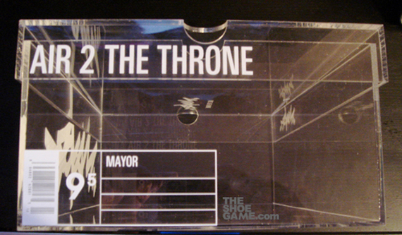 Plexiglass Sneaker Box Customized for Mayor