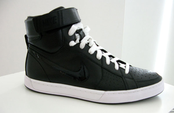 Nike Sportswear Fly Top - Fall '09 - SneakerNews.com