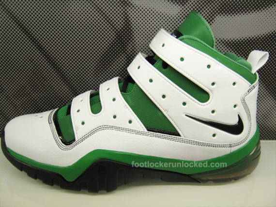 Nike Zoom Sharkley - Paul Pierce PE @ House of Hoops