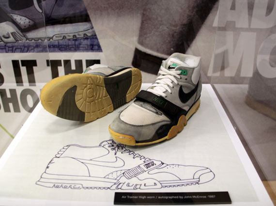 Nike Air Trainer 1: Adrian Peterson- SneakerFiles