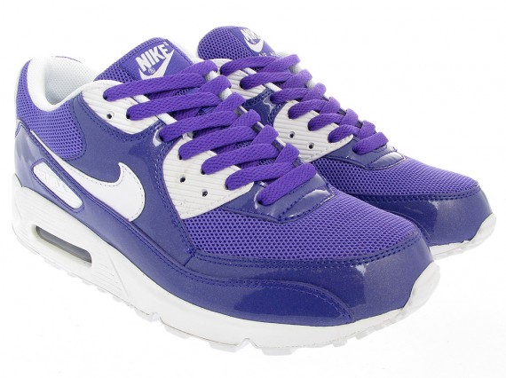 womens nike air max white and purple