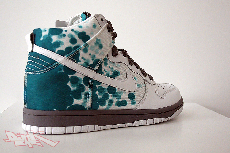nike-wmns-dunk-high-canvas-fall-2009-10 nike-wmns-dunk-high-canvas-fall-2009-10