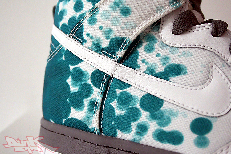 nike-wmns-dunk-high-canvas-fall-2009-12 nike-wmns-dunk-high-canvas-fall-2009-12