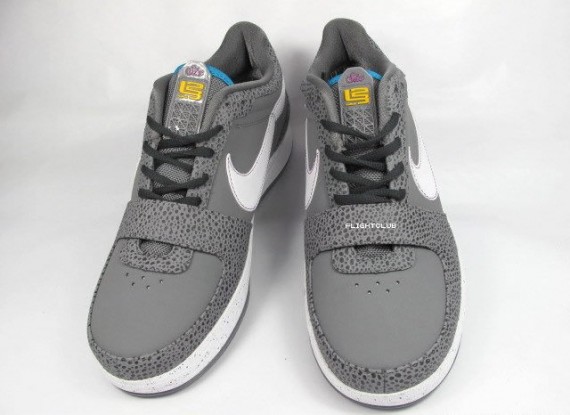 Nike Zoom LeBron VI (6) Low - Cool Grey Reptile Print