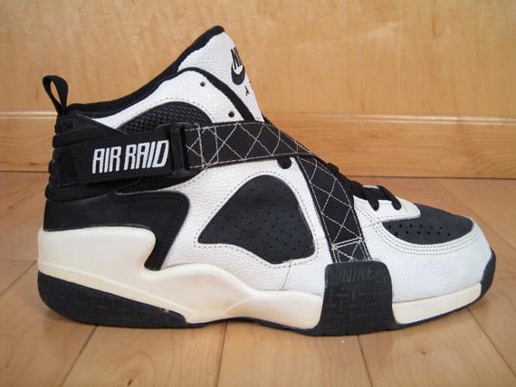 Nike Air Raid Archive Site - SneakerNews.com