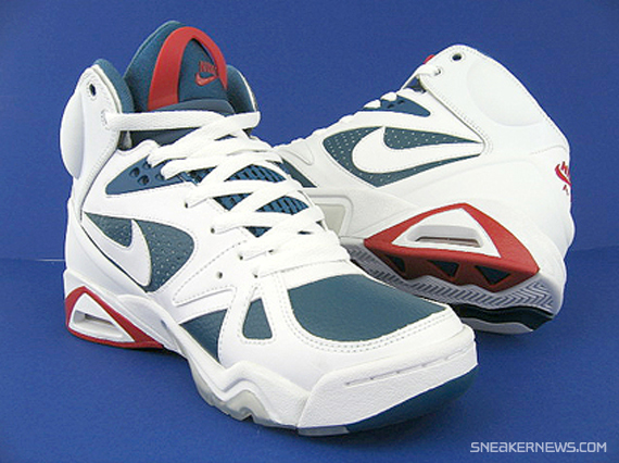 nike-air-hoop-structure-white-blue-red-2