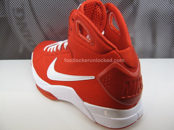 nike hyperdunk nfw comet red 3