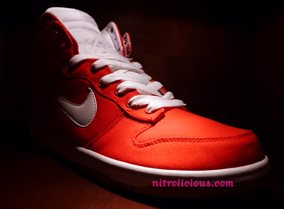 Nike WMNS Dunk High Challenge - Red - White - Gum