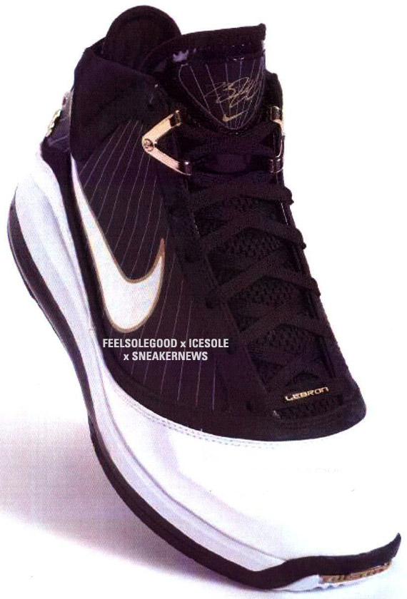 nike-zoom-lebron-7-white-black-gold