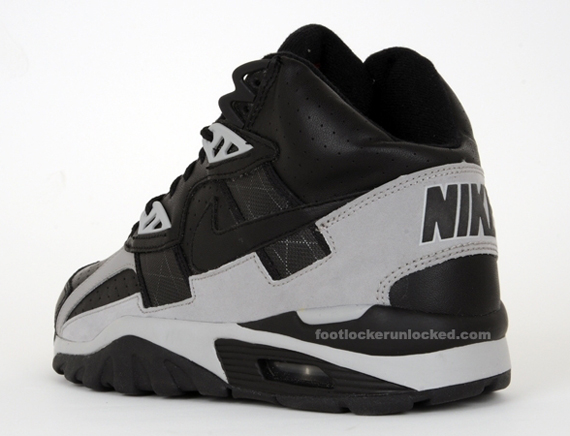 Black grey store bo jackson sneakers