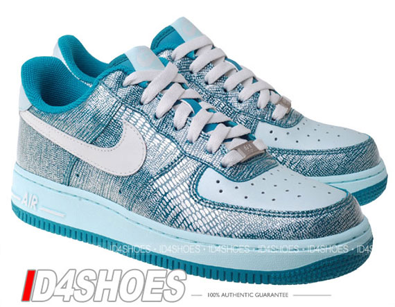 Nike WMNS Air Force 1 Low - Radiant Emerald - Swan - Vaporize ...