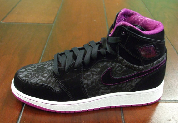 Air Jordan 1 Retro High Girls Black Red Plum White