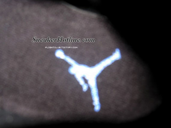 air-jordan-xi-space-jam-5