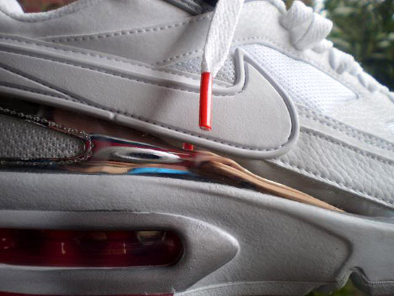 nike-air-classic-bw-white-silver-hot-red-1