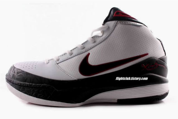 nike-dream-season-wh-blk-1