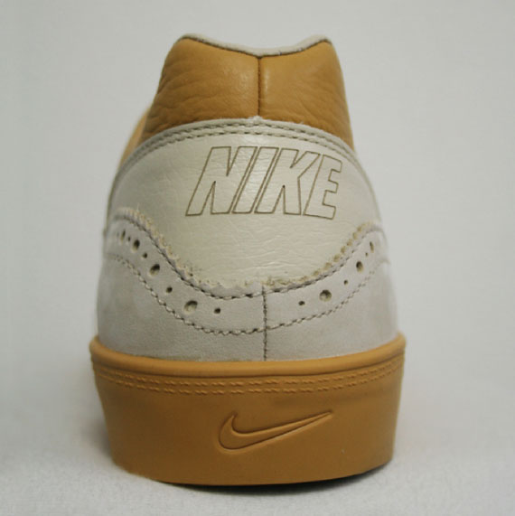 Nike Talache Low AC Supreme - Beach - Haystack - SneakerNews.com