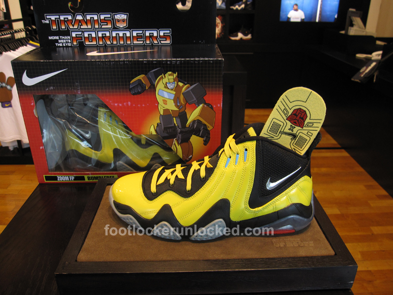 nike-zoom-fun-police-bumble-bee-1