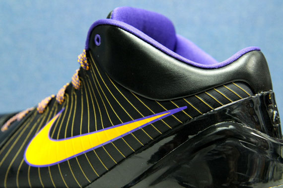 Nike Zoom Kobe IV - Away PE - Purple 