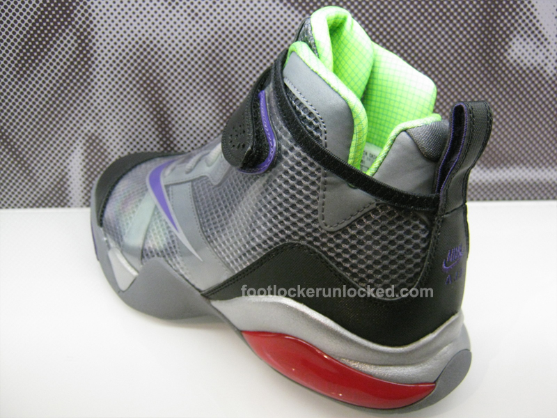 zoom-flight-club-transformer-megatron-7