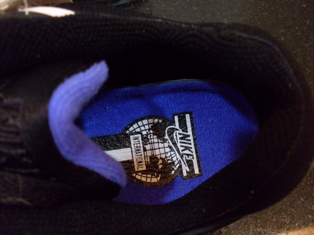 nike-air-classic-bw-black-persian-violet-2008-sample-9 nike-air-classic-bw-black-persian-violet-2008-sample-9