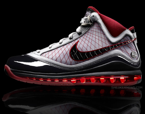 nike-air-max-lebron-vii-07