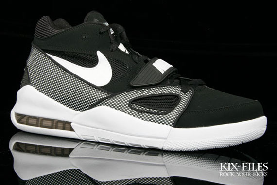 Sinceridad Tubería Secreto Nike Zoom Alpholution - Black - White - Carbon Fiber - SneakerNews.com