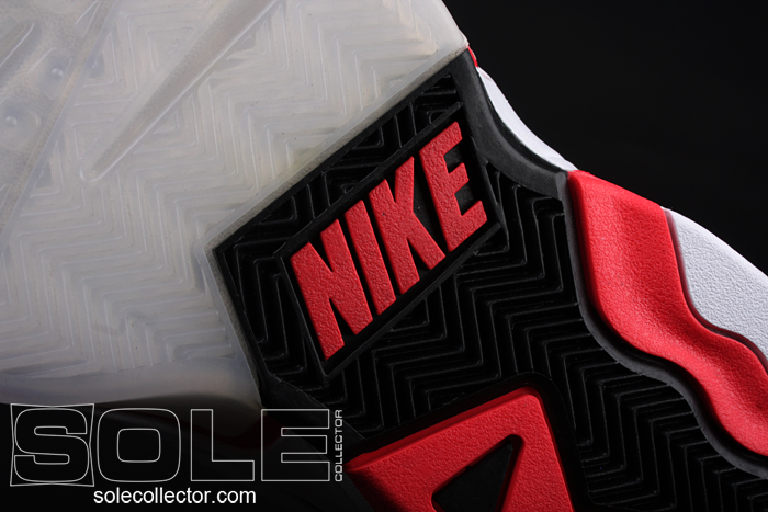 nike-hoop-structure-white-hot-red-black-7