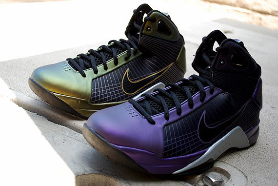 Nike Hyperdunk – Eggplant + Metallic Gold – Available