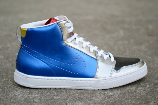 Nike Air Royal Mid Metallic - Fall 2009