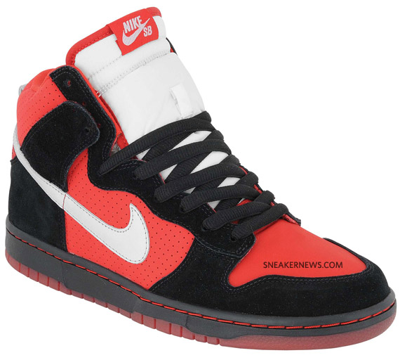Nike SB September 2009 Releases – Dunk, Blazer, Janoski & Tech Socks