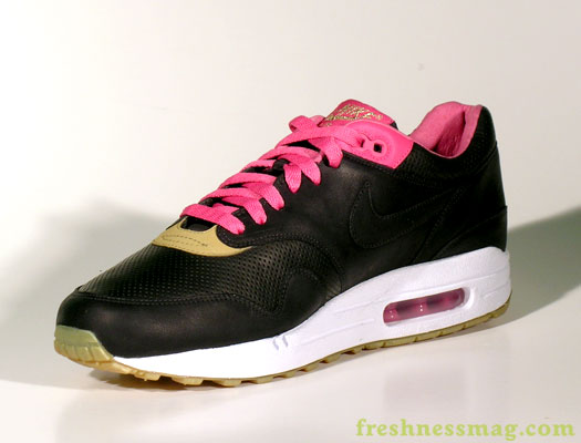 kidrobot air max 1