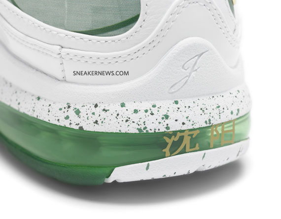 shnyg_lebron7_city_r_details559