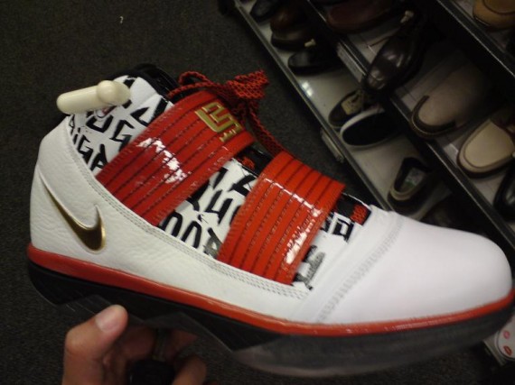 Nike Zoom LeBron Soldier III - 2009 NBA Finals - Available