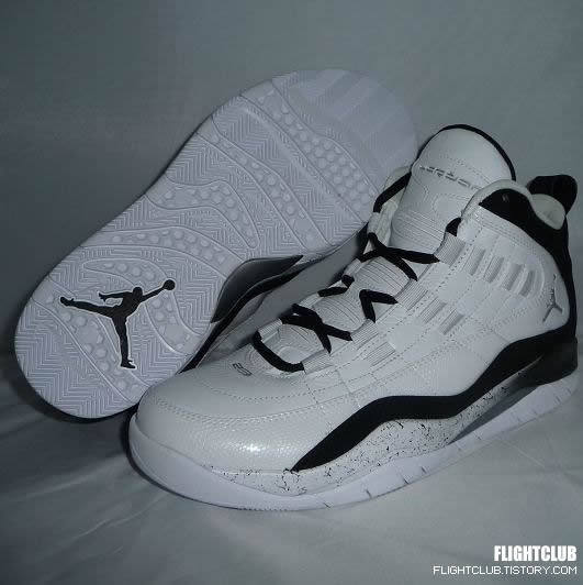 Air Jordan Hallowed Ground – White – Black + White – Navy