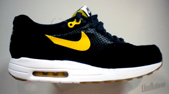 Nike S09 Air maxim 1 Torch 2