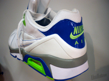 Nike_Spring_2009_Air_Structure_T-2