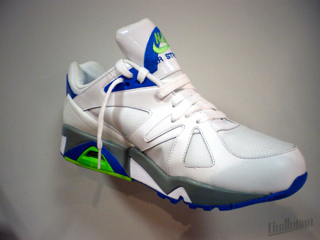 Nike_Spring_2009_Air_Structure_T-3