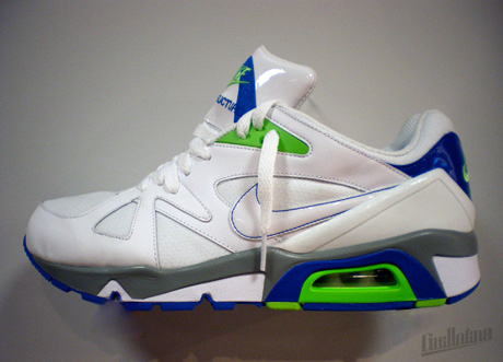 Nike_Spring_2009_Air_Structure_T-4