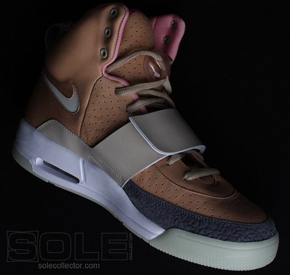 Sneakerhead Says 'F**k Cancer' With Customized Yeezys – Footwear News