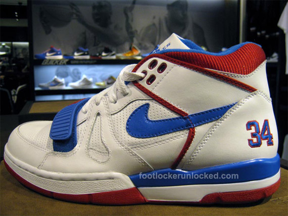 sixers nike shoes