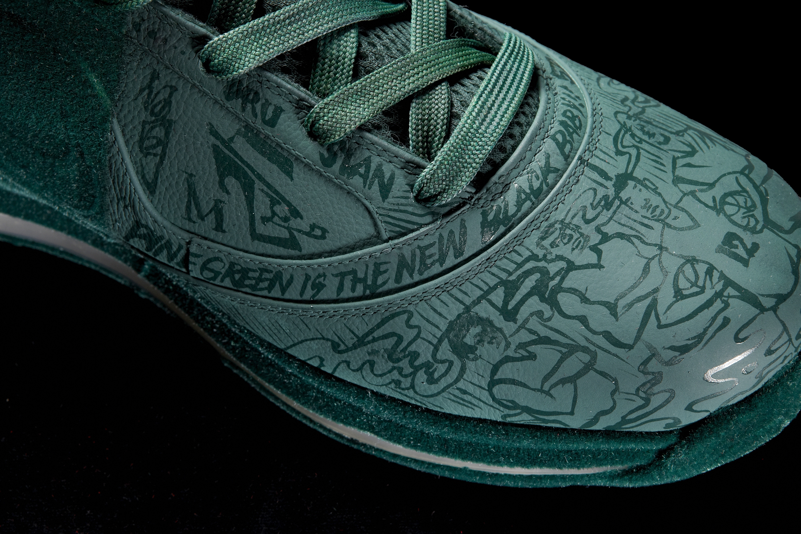 green-right-toe-box green-right-toe-box