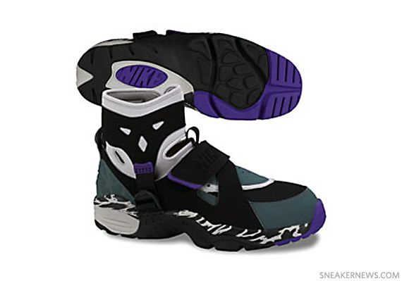 nike-air-carnivore-retro-summer-2010-b