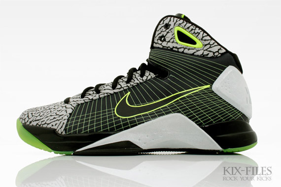 nike-hyperdunk-sprm-112-dj-clerk-kent-1