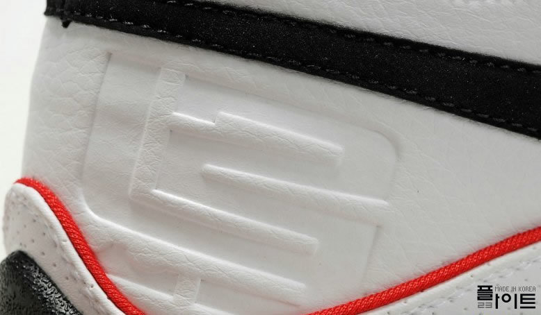 1821601F4AE9BF95751943 1821601F4AE9BF95751943