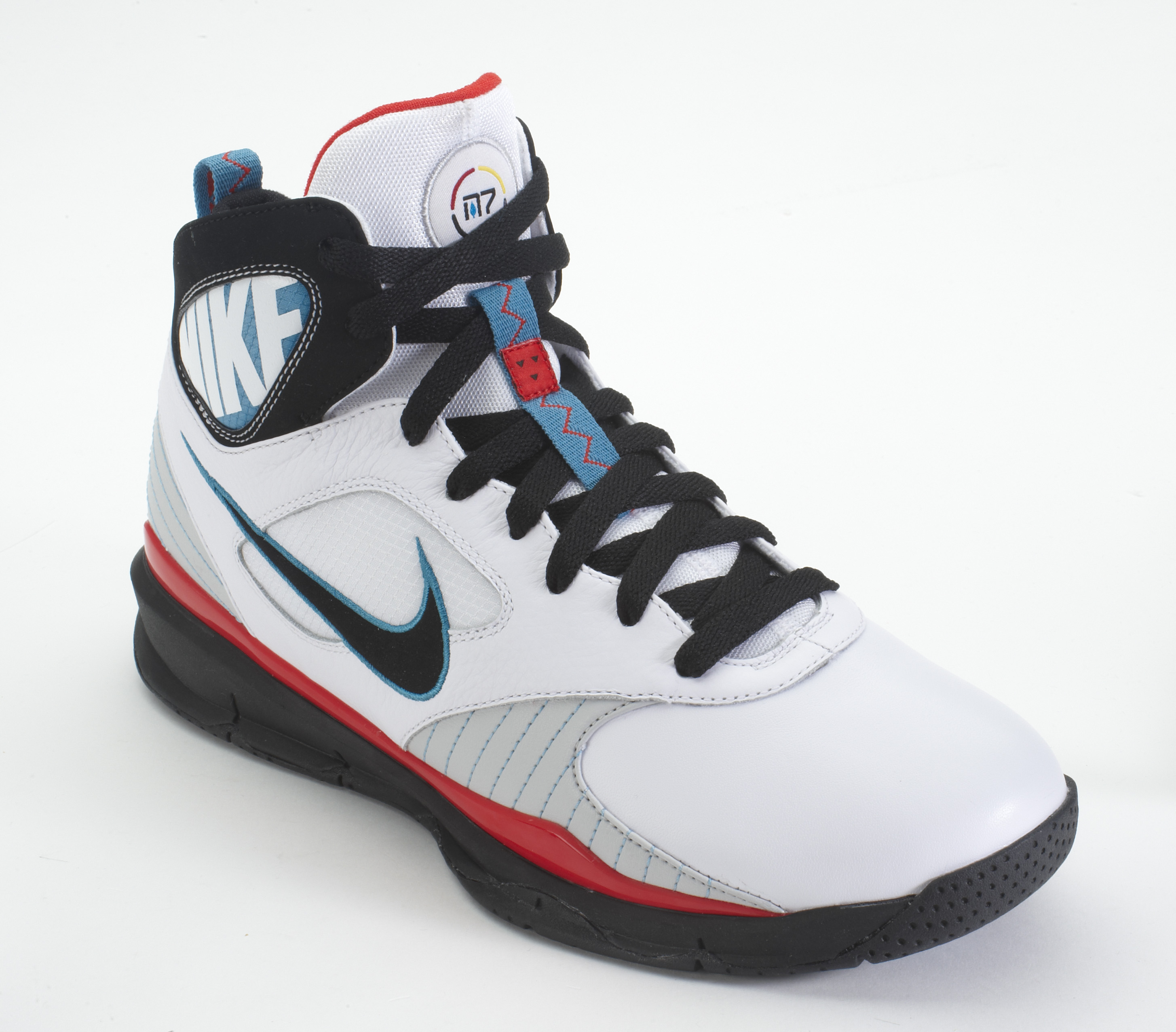 Nike Collection - Huarache 09 + Pegasus 26 - SneakerNews.com