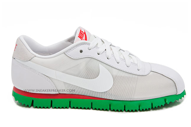 Nike-Cortez-Fly-Motion-White-Green-Red-3 Nike-Cortez-Fly-Motion-White-Green-Red-3