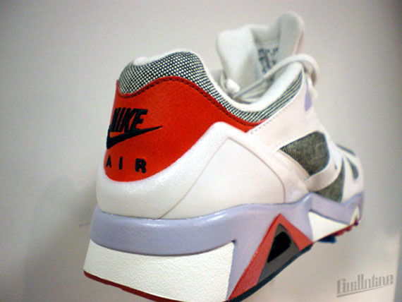 Nike-Spring-2010-Structure-Wmns-03